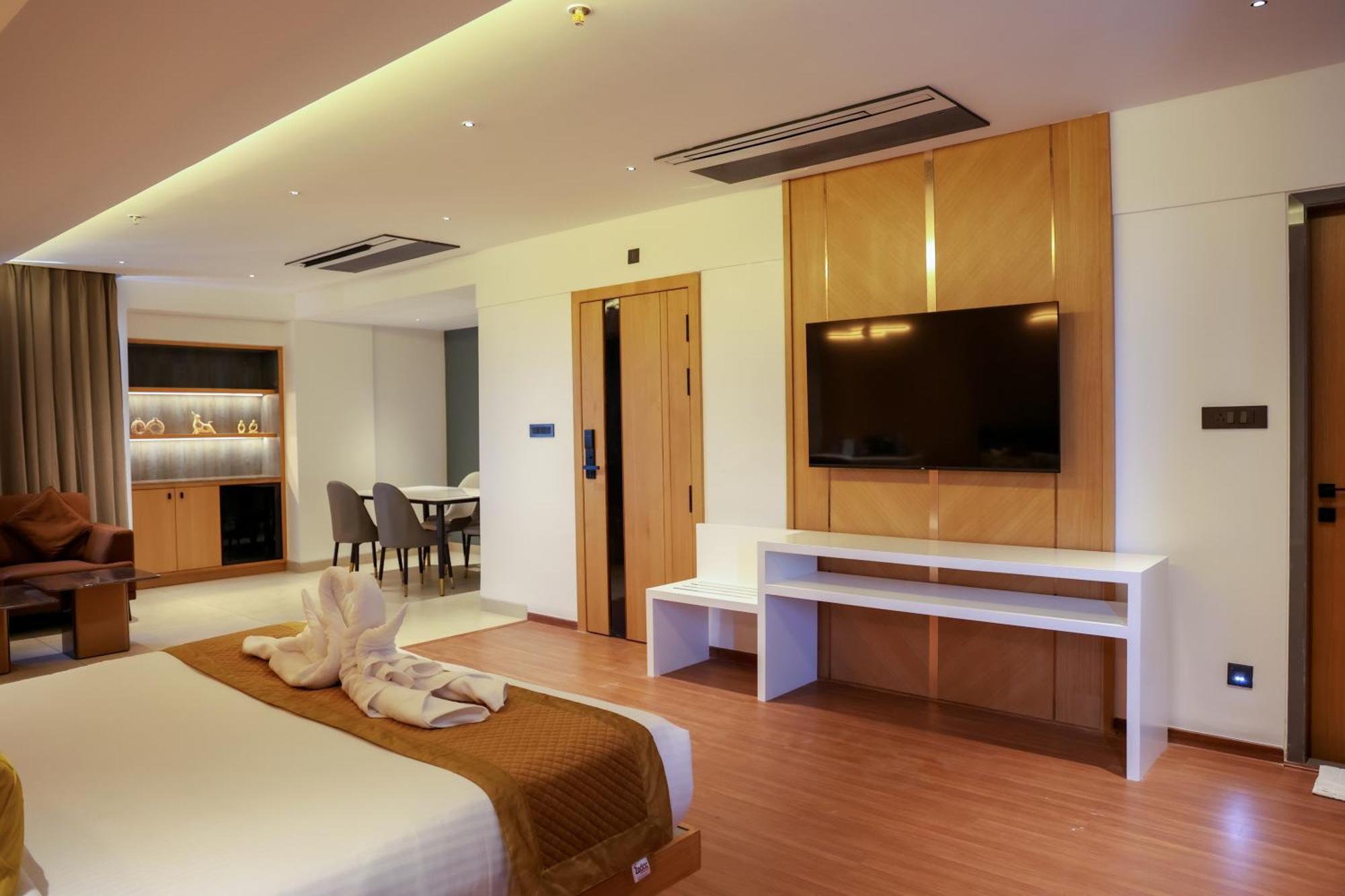 Raga - A Boutique Hotel เบลกวม ภายนอก รูปภาพ