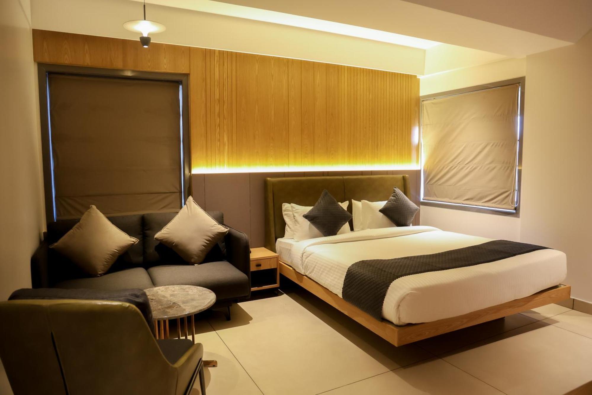 Raga - A Boutique Hotel เบลกวม ภายนอก รูปภาพ